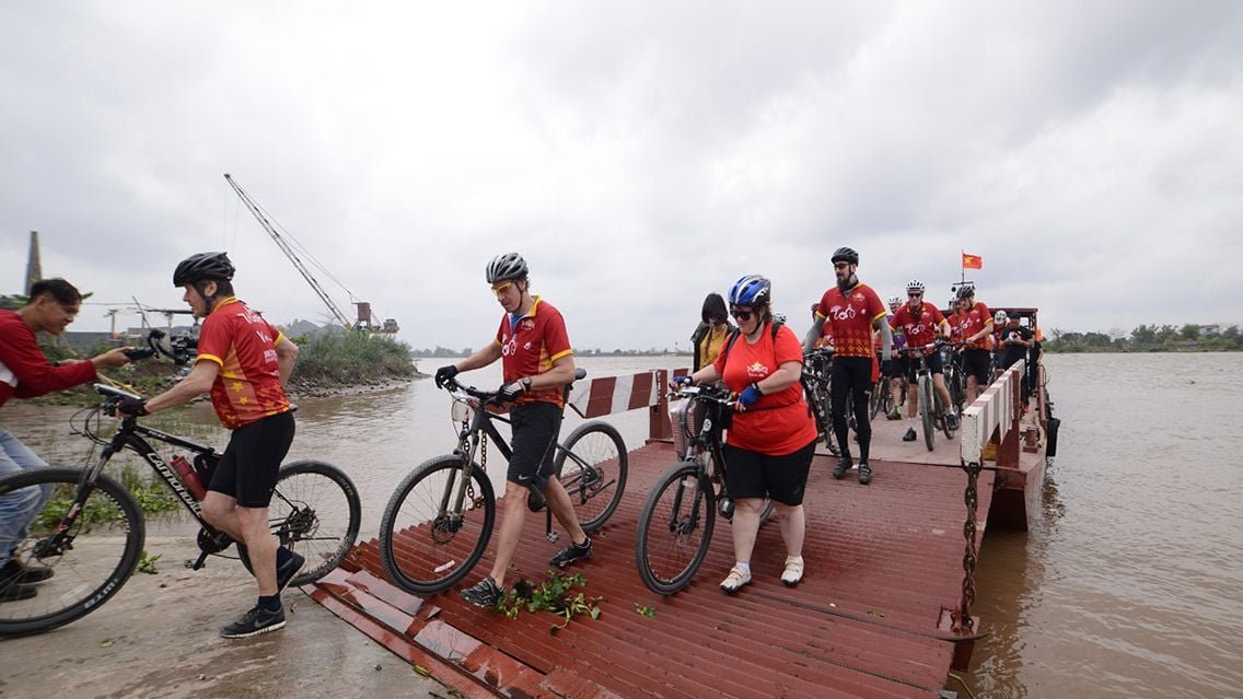 Ultimate Vietnam Cycling Odyssey: 17-Day Adventure from Saigon to Hanoi